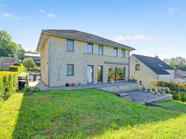 Spacious home in Overijse with beautiful scenery!