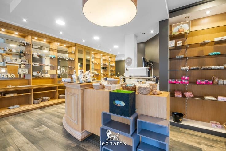 Spacious commercial property with residence