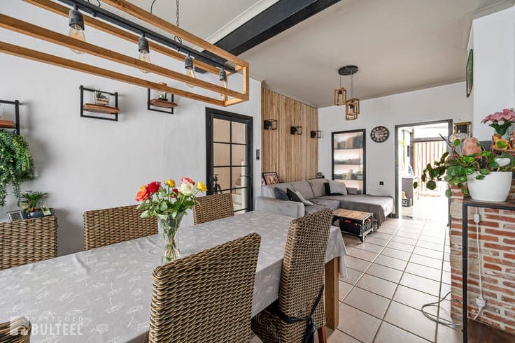 Charmante woning met 3 slaapkamers en tuin.