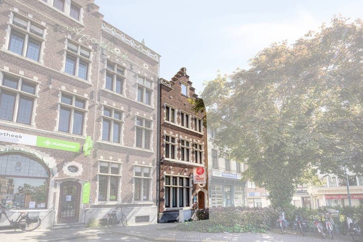 Charming house for sale in the center of Boom