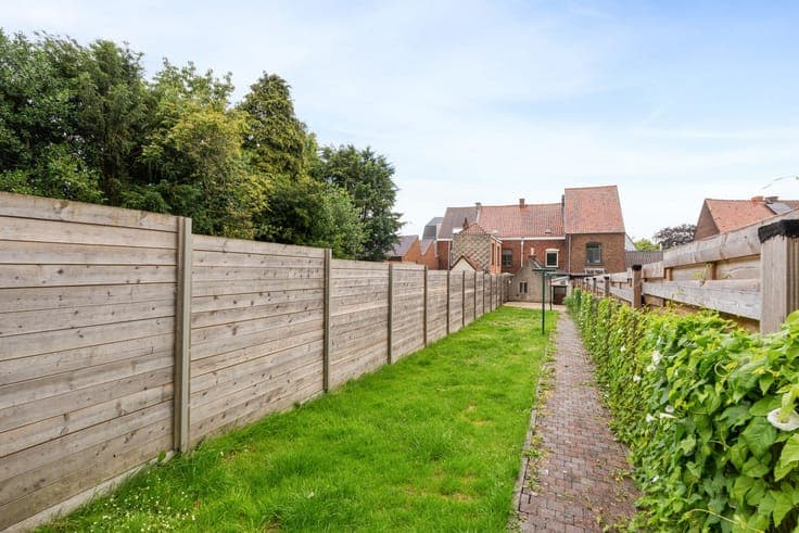 Charming home with sunny garden in a prime location in Ronse