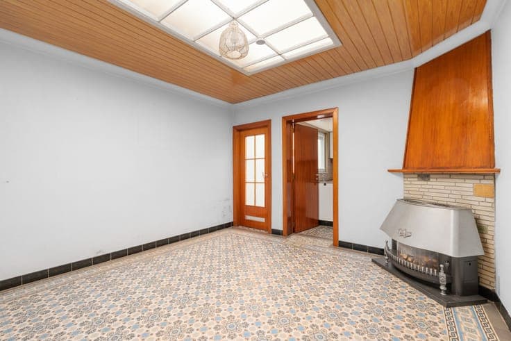 Charming home with sunny garden in a prime location in Ronse