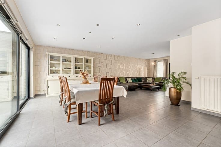 Semi-detached home with garden in Beveren