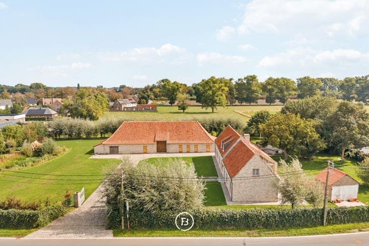 Farmhouse with potential