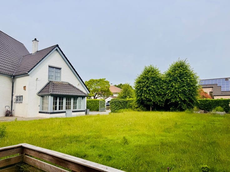 Villa – Quality amenities, large garden – Dilbeek