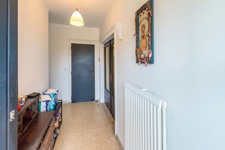 Detached house with potential in a quiet residential area