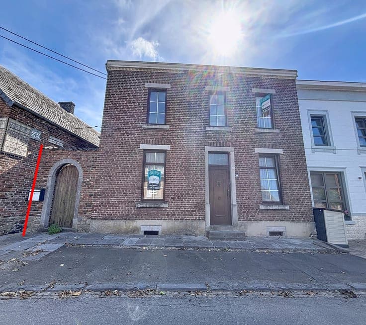 Maison 3 façades complètement à rénover