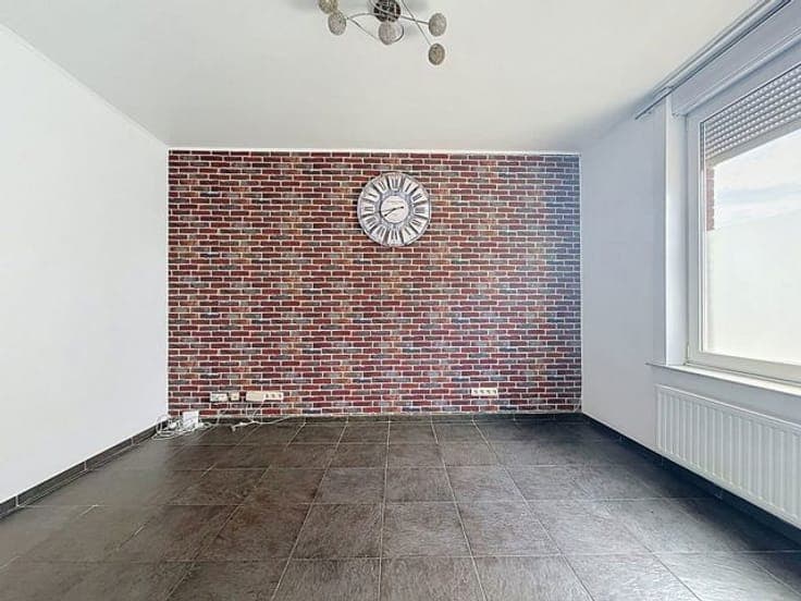 TUBIZE - 3 bedroom house +/- 150m² with garden