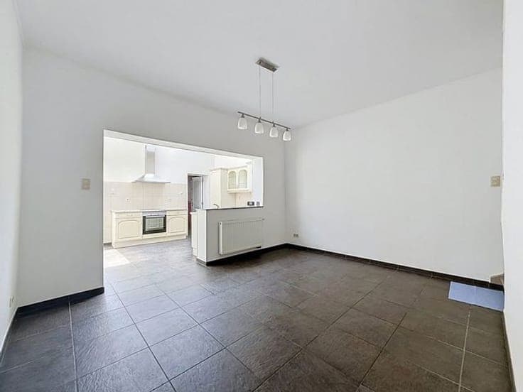 TUBIZE - 3 bedroom house +/- 150m² with garden