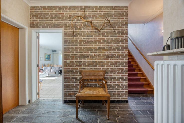 Spacious bright home with south-facing garden and terrace