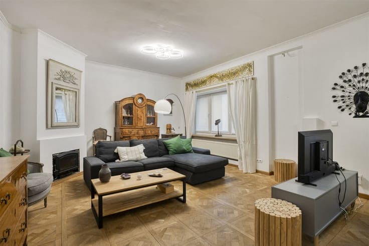 SAINT-JOB: CHARMING 4BED HOUSE WITH SOUTH-FACING TERRACE