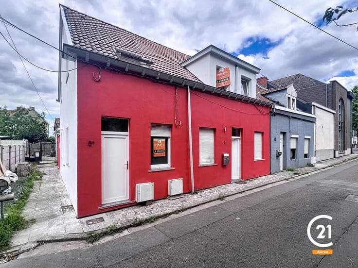 House in Nimy