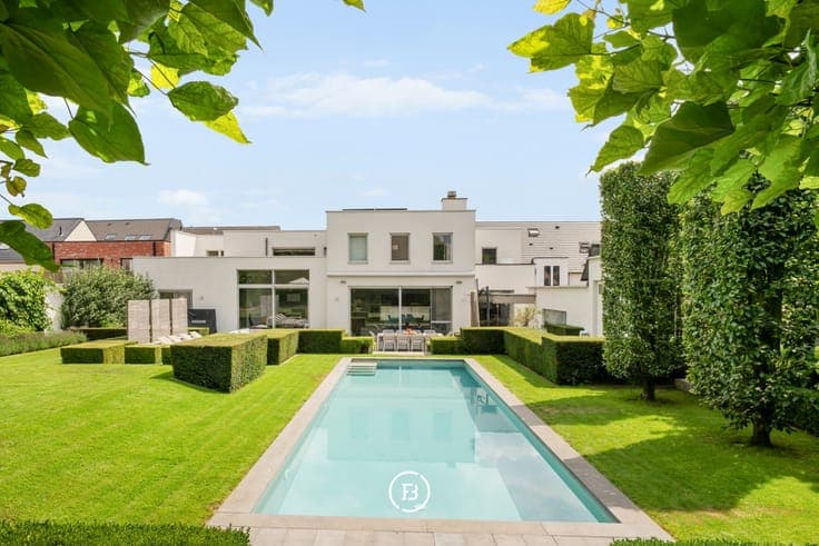 Architectural home
