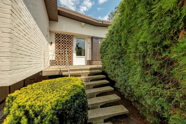 Ruime te renoveren woning!