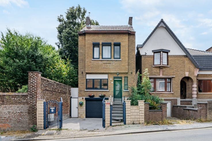 House in Courcelles