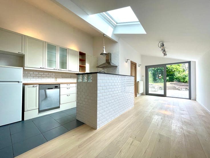 Charming house with a garden on the outskirts of Brussels