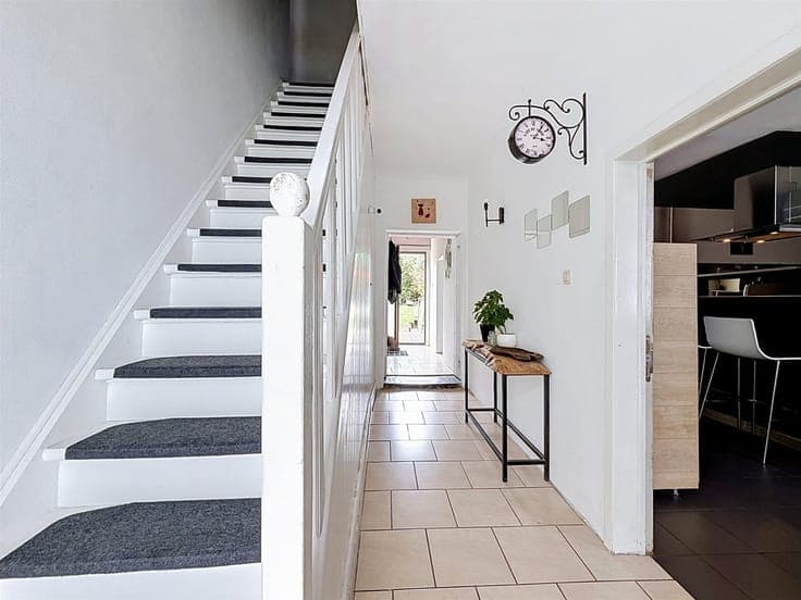 Maison 4 chambres avec potentiel d’aménagement à Belgrade
