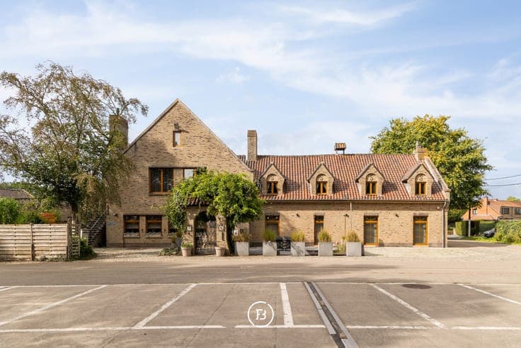 Stately villa