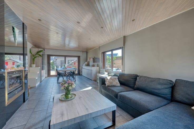 Goed gelegen, gerenoveerde woning met 3 slaapkamers, tuin...
