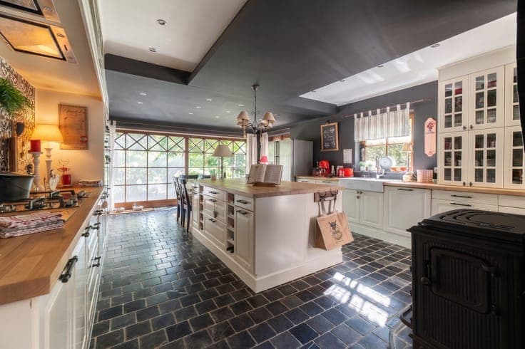 Achêne (Ciney) - Contemporary villa with professional space