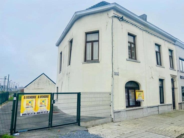 House in Leuze-en-Hainaut