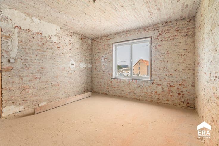 For sale: detached house in Linter