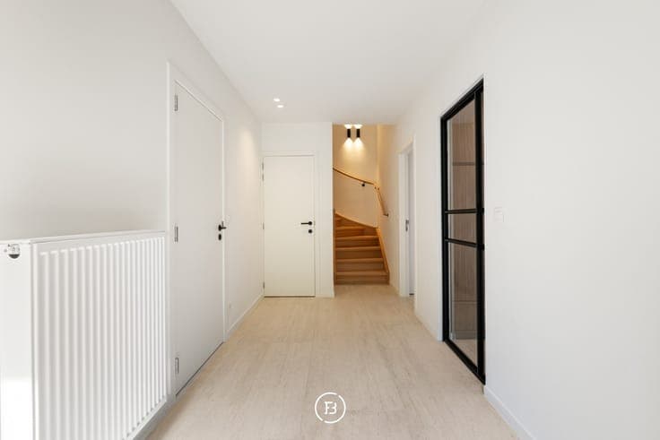 Move-in ready & flexible