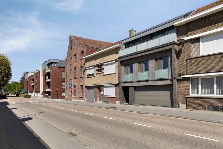 Bright, modern and move-in ready in the heart of Tienen.