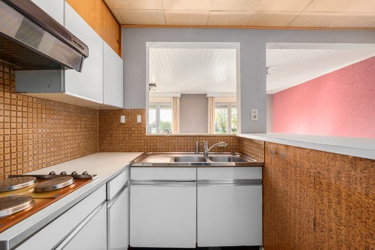 Semi-detached home with large garden in Beigem