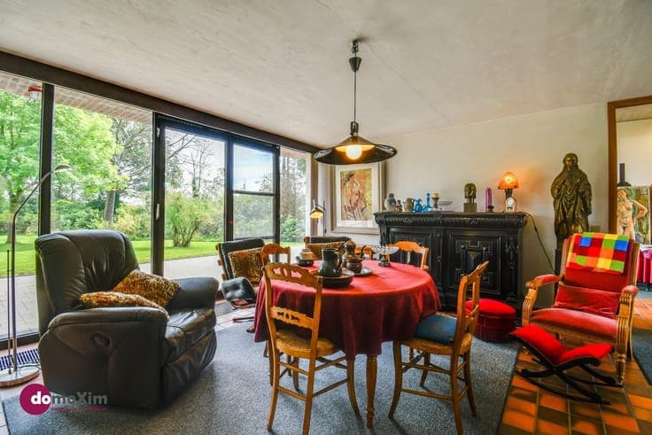 Exceptional home on a beautiful lot in Putte