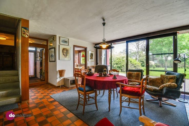 Exceptional home on a beautiful lot in Putte