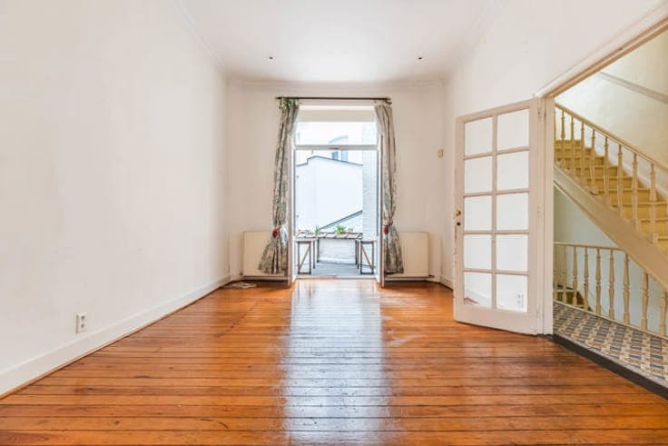 Ixelles Ponds – 4-bedroom house with terrace and parking