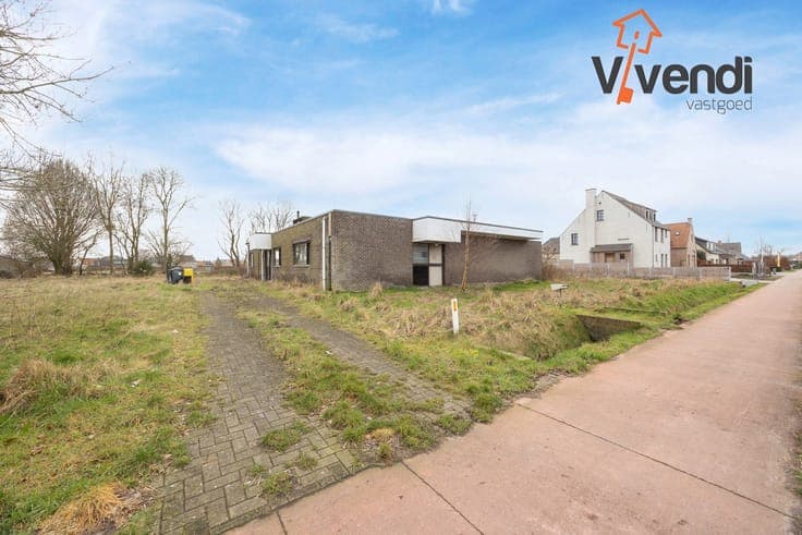 House in Ravels