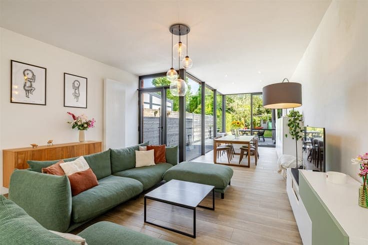 Energy-efficient home with a modern feel in Melle