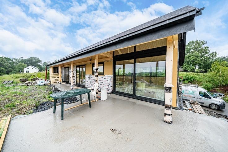 New-build house nearing completion – 3 bedrooms – Wibrin