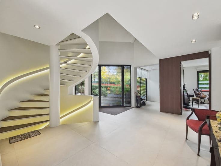 Exceptional Villa in Uccle – Léo Errera District