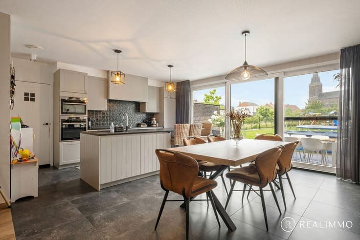 Ruime recente woning met EPC-label A in hartje Moen