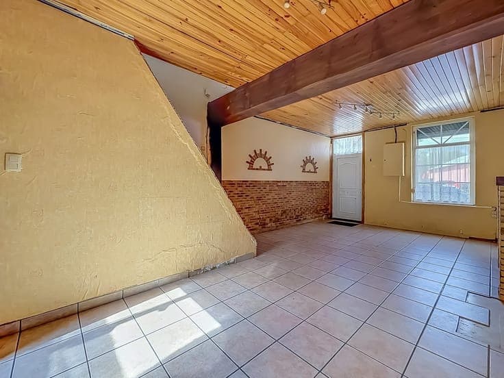 BONNE MAISON 2F AVEC JARDIN