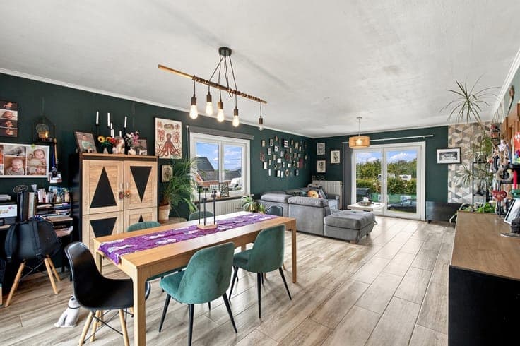3-bedroom bungalow with a 70 m² multi-purpose area