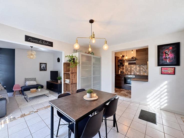 Spacieuse maison d'habitations ou activité professionnelle !