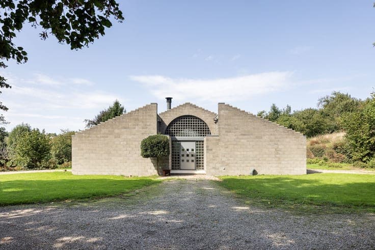 Jacques Sequaris House – architectural landmark