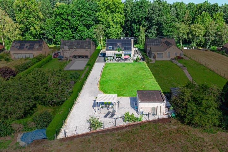 Sale - Villa Lombise - 695,000 €