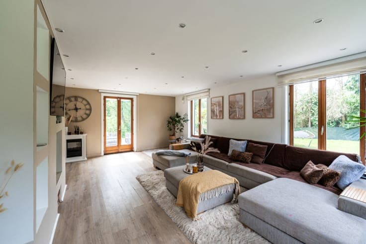 Lasne – Beautiful villa (4 bedrooms/3 bathrooms/garage), ren