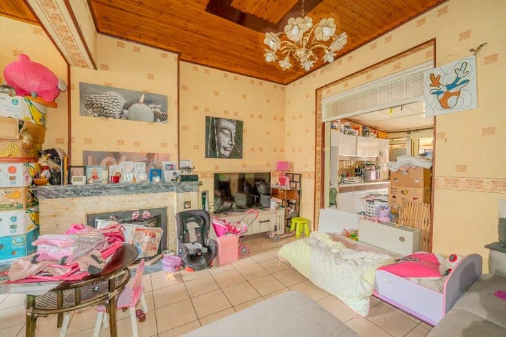 FOR SALE: Detached house in Vottem with potential!
