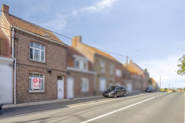 House to renovate for sale on 410 m² in Heuvelland