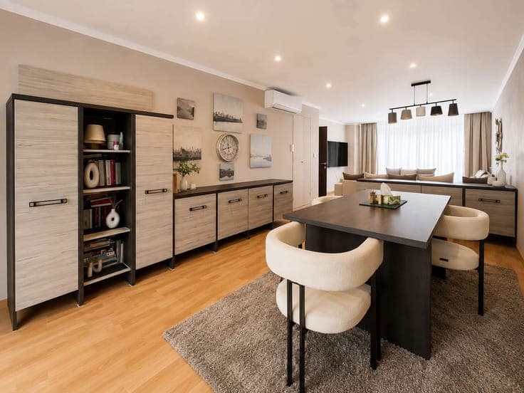 Magnificent House – 4 to 5 bedrooms - 3 toilets - Garden