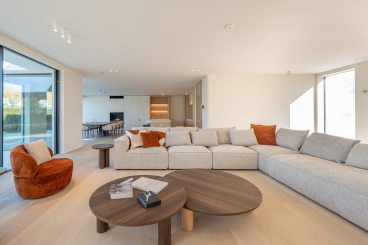 New-build villa with luxury finishes and garden in Het Zoute