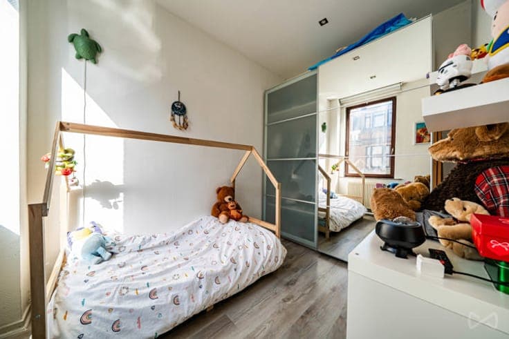 Investment property with 2 apartments! Net yield of 4.5%!!!