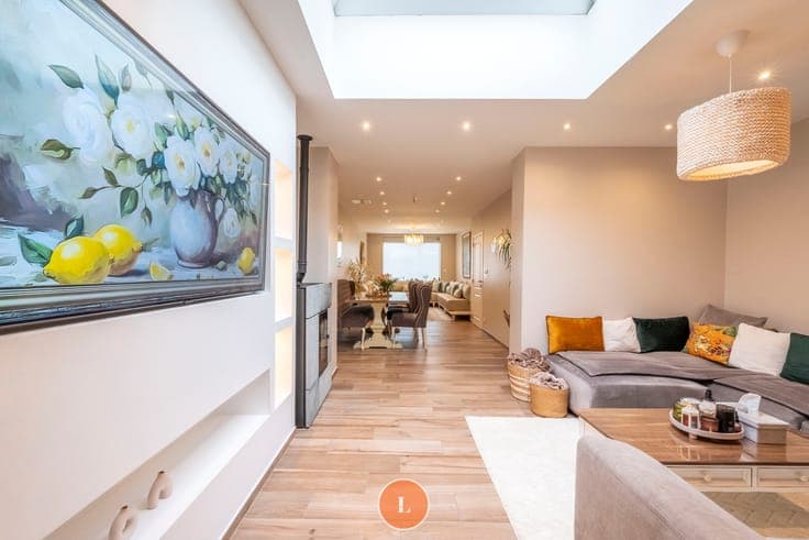 Instapklare woning met 3 slaapkamers, tuin en autostaanpl...
