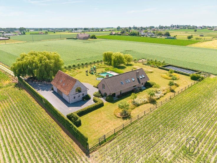 Farmhouse (Fermette)